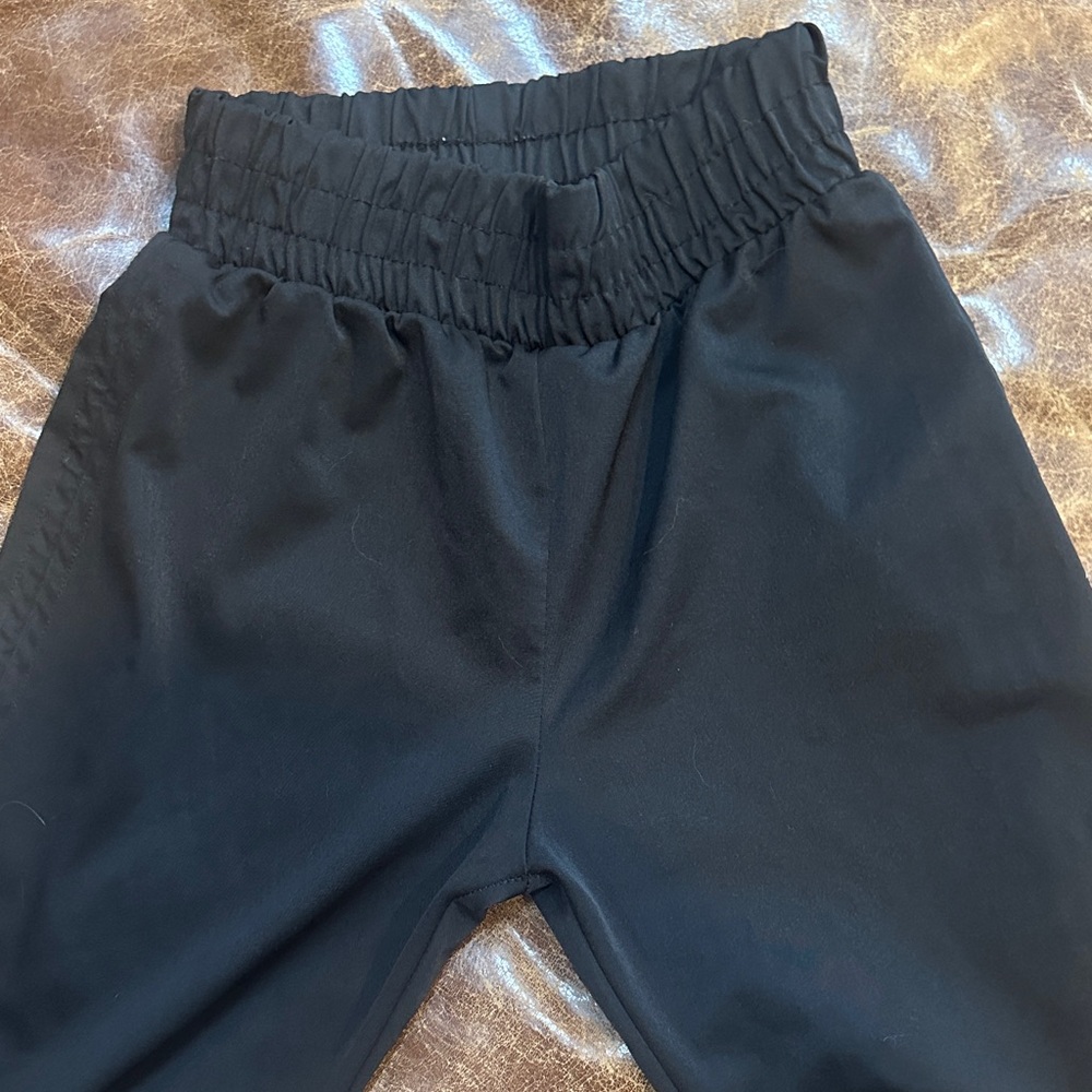 Five Dancewear YL Black Jogger Pants Perfect condition - Picture 2 of 4